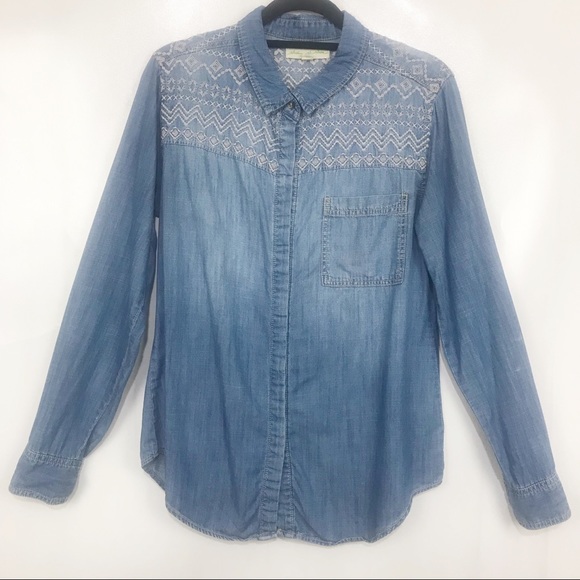 Staring at Stars Chambray ahirt - Picture 2 of 7